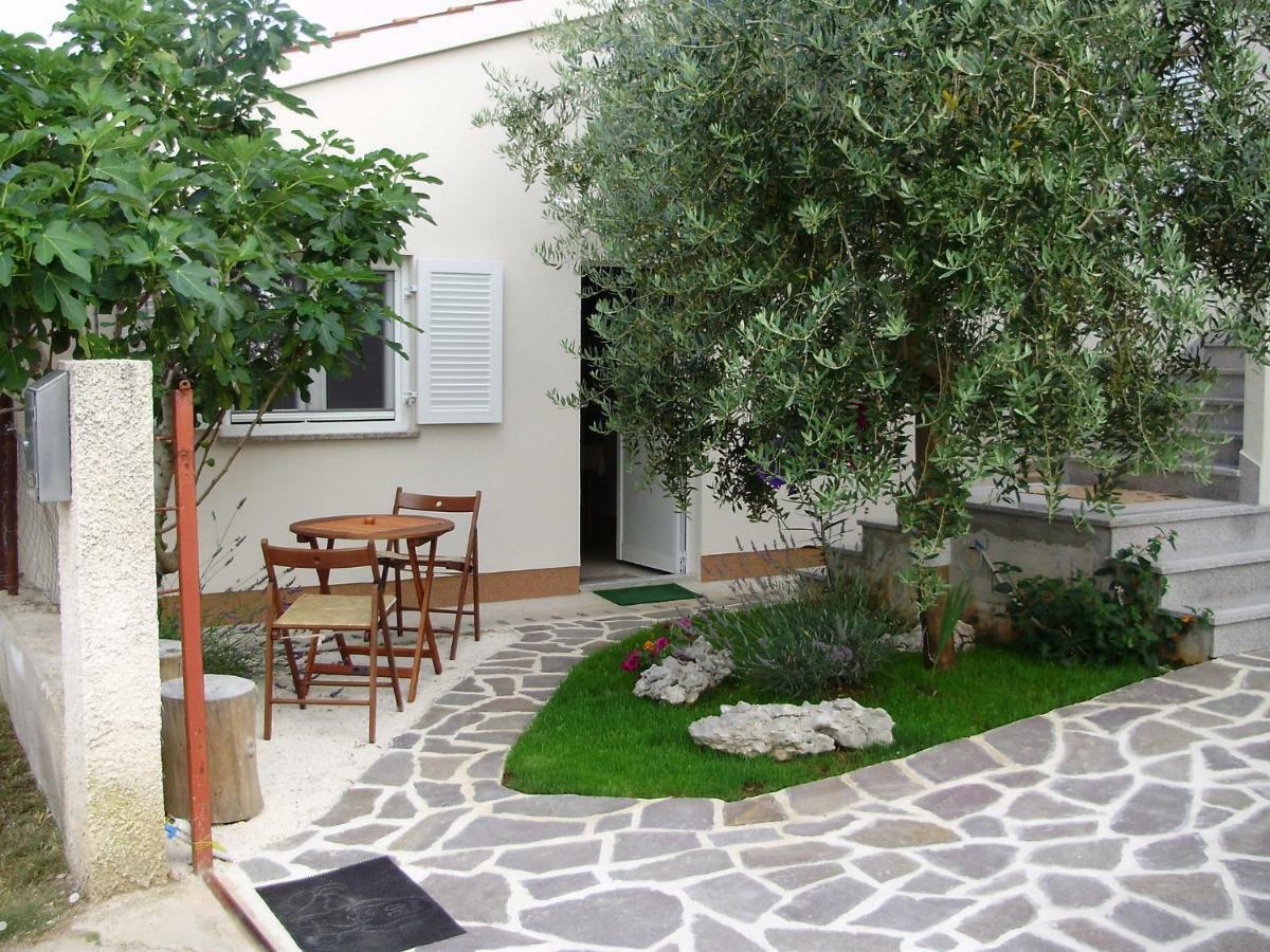 Leca- Small House Medulin Exterior photo