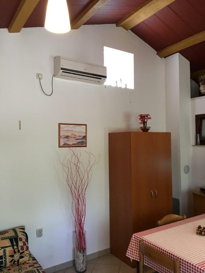 Leca- Small House Medulin Exterior photo